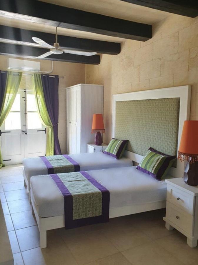Petra Farmhouse B&B Nadur ภายนอก รูปภาพ