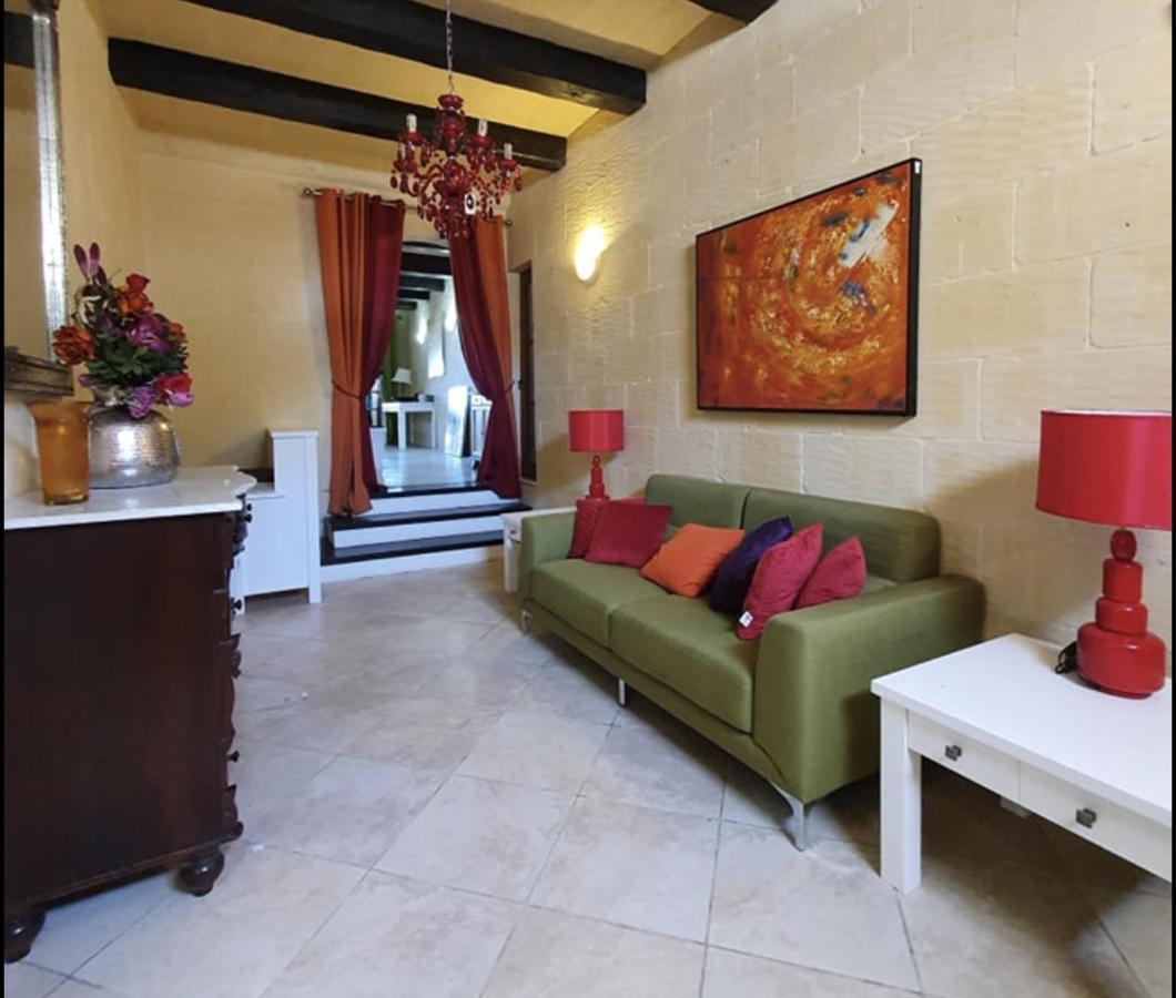 Petra Farmhouse B&B Nadur ภายนอก รูปภาพ