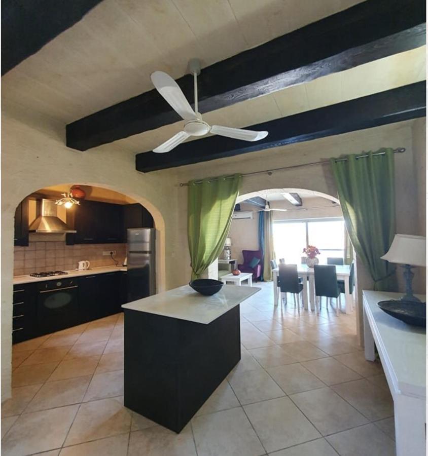 Petra Farmhouse B&B Nadur ภายนอก รูปภาพ