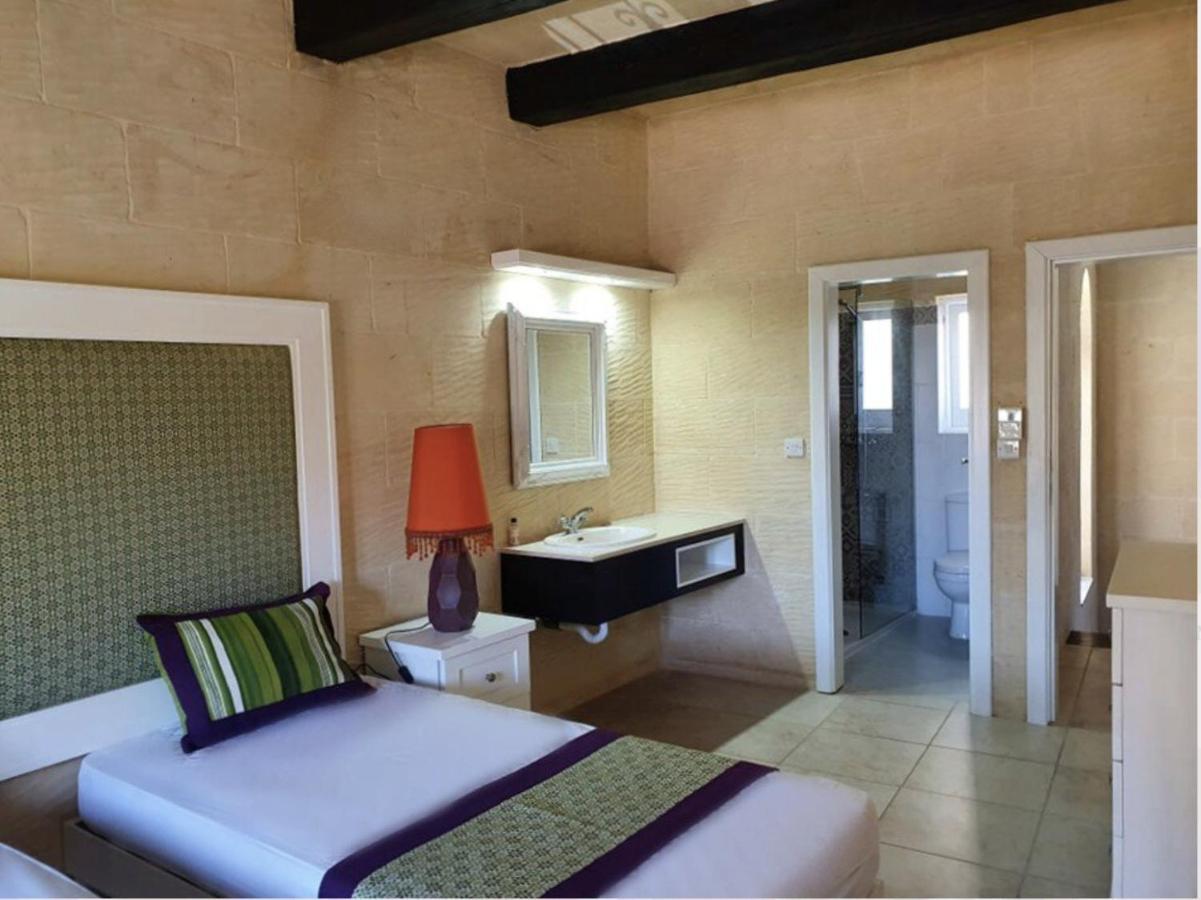 Petra Farmhouse B&B Nadur ภายนอก รูปภาพ