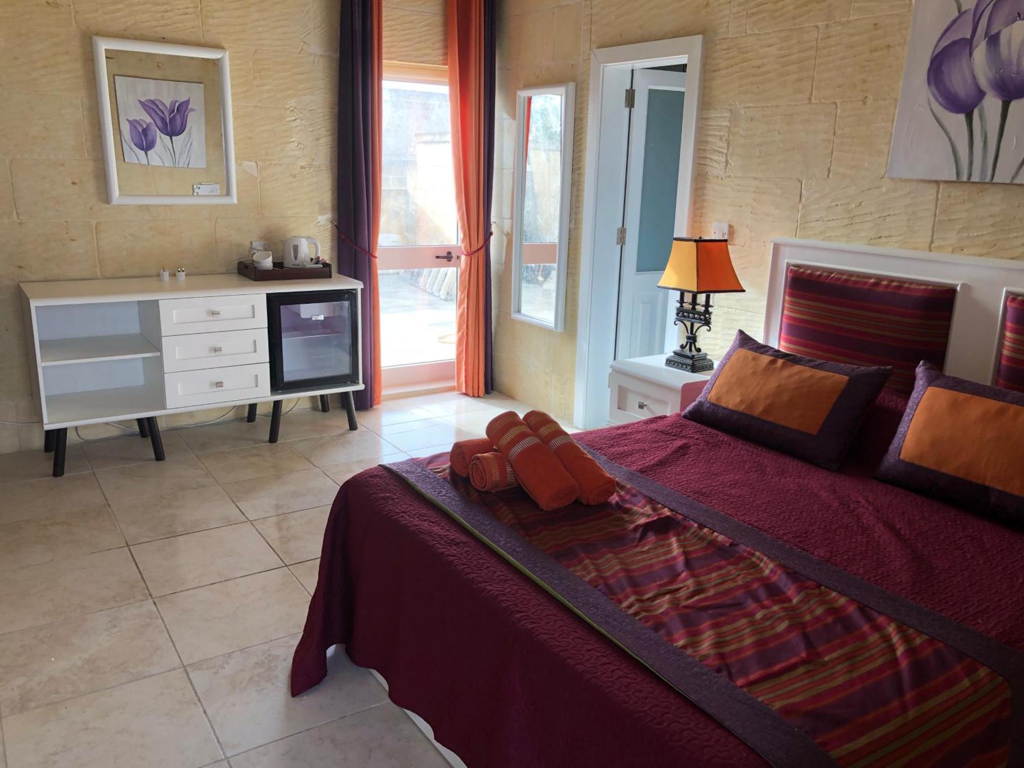 Petra Farmhouse B&B Nadur ภายนอก รูปภาพ
